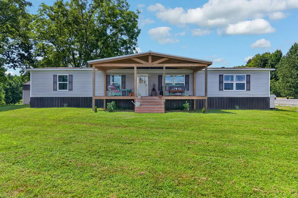 380 Beaver Ln., Gainesboro, TN 38562 - #1