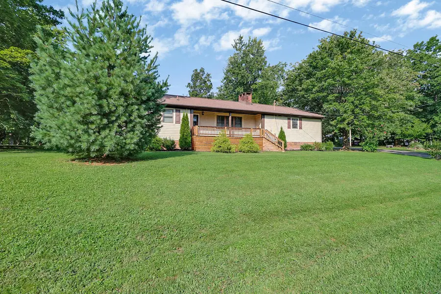 1019 Greenwood Dr, Jamestown, TN 38556 - #3