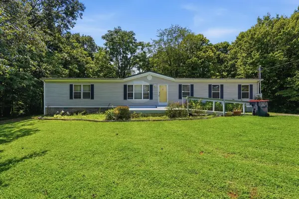 109 Doug Luna Road, Walling, TN 38587