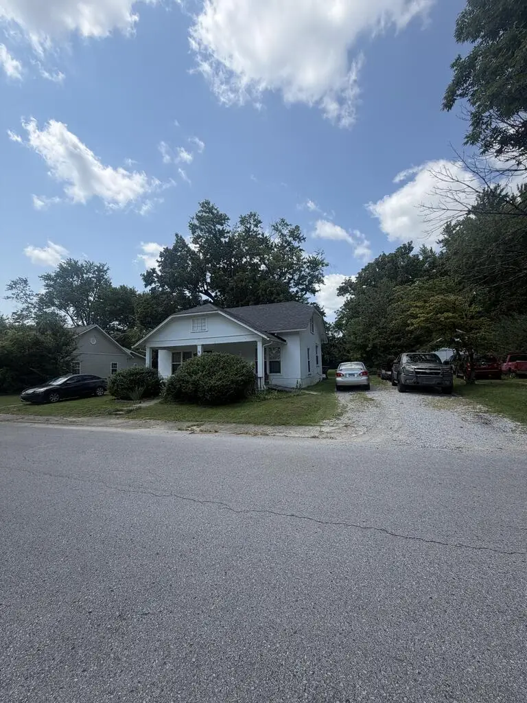 420 Chestnut Ave, Cookeville, TN 38501 - #3