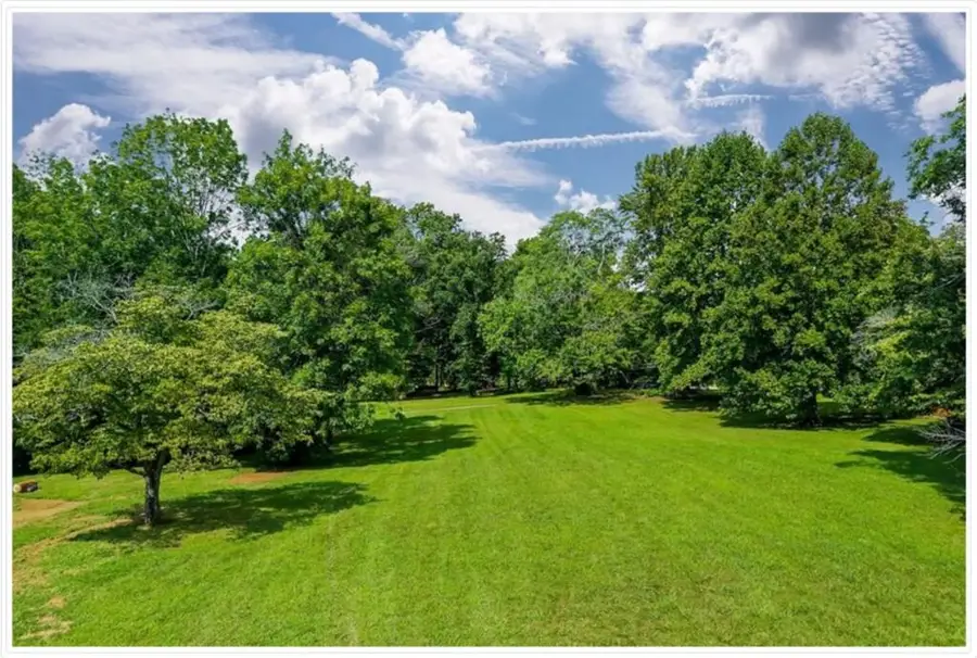 810 Breeding Ave, Cookeville, TN 38501 - #3