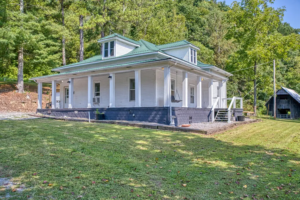 733 Crabtree Creek Rd, Whitleyville, TN 38588 - #1