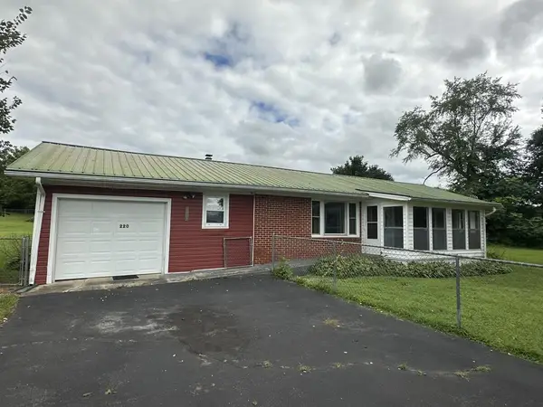 220 Midway Subdivision Circle, RICKMAN, TN 38580