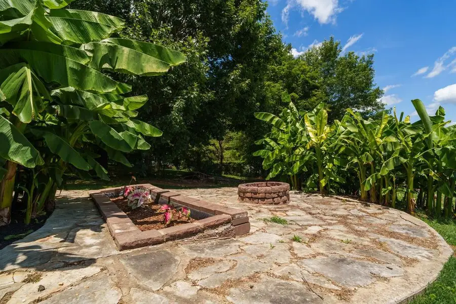2301 NW Plunk Whitson Road, Cookeville, TN 38501 - #2
