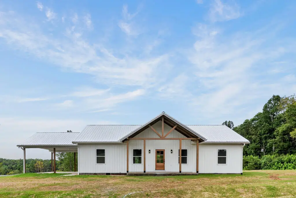 4081 New Hope Rd, Celina, TN 38551 - #1
