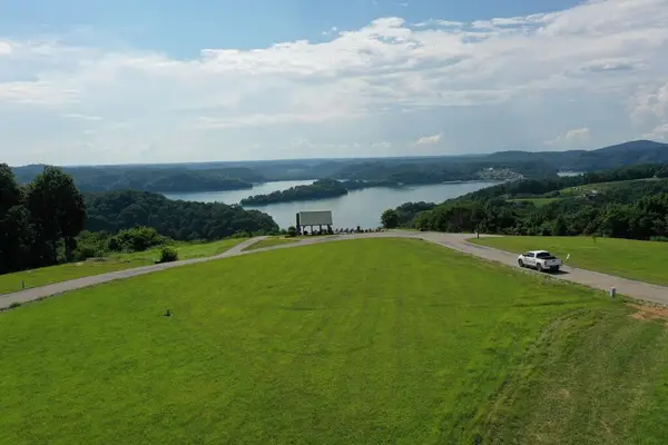 111C Sunfish Lane, Hilham, TN 38568