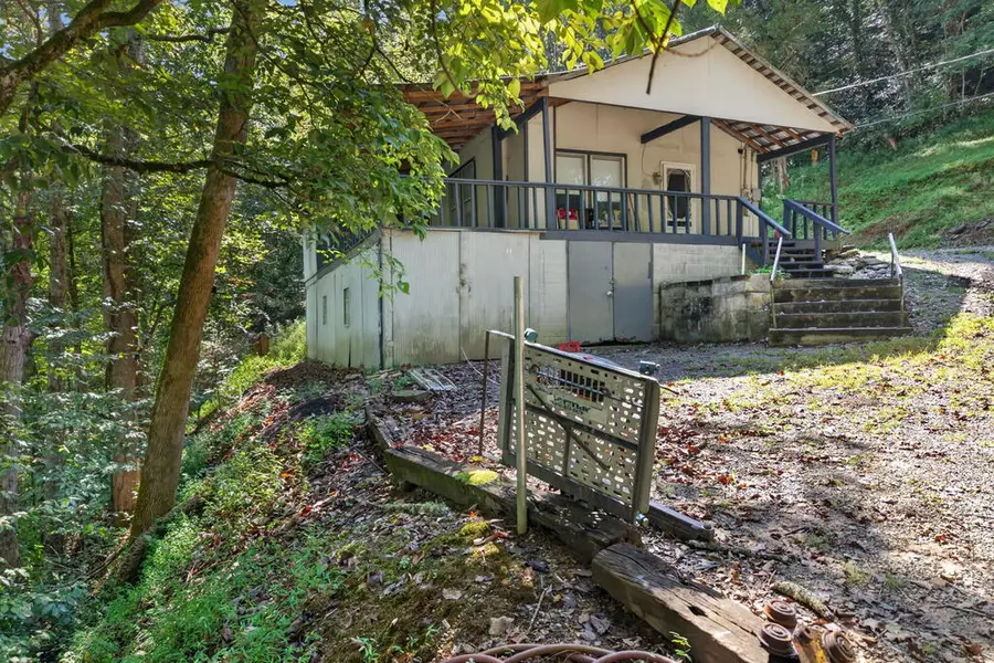 207 Buck Branch, Gainesboro, TN 38562 - #2