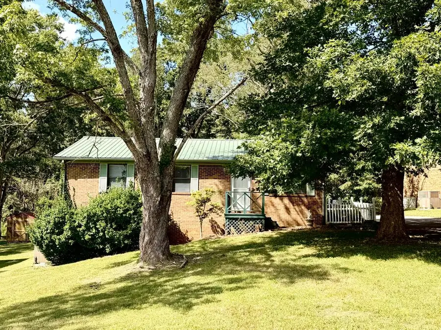 3382 Dietz Dr, Cookeville, TN 38506 - #2