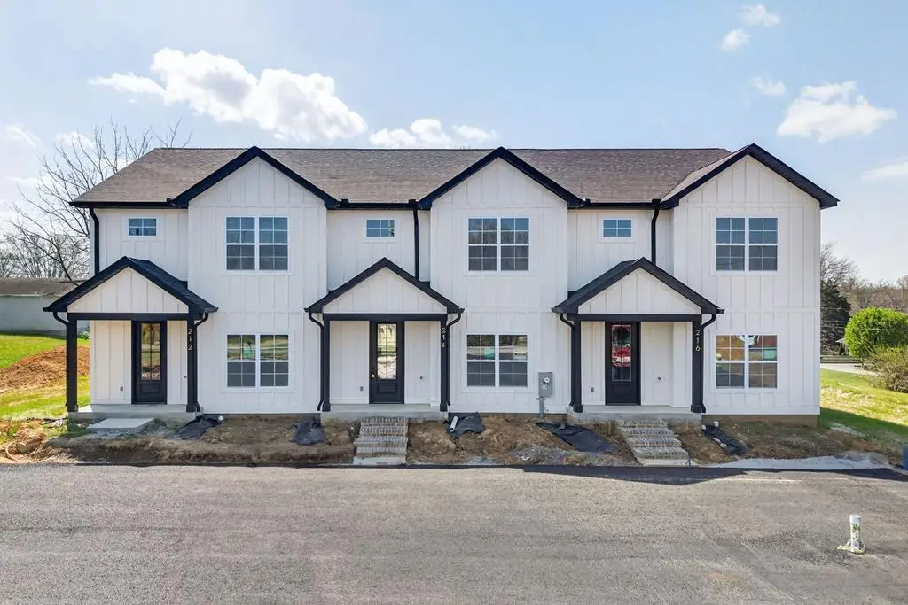 212-216 W Jere Whitson Road, Cookeville, TN 38501 - #1
