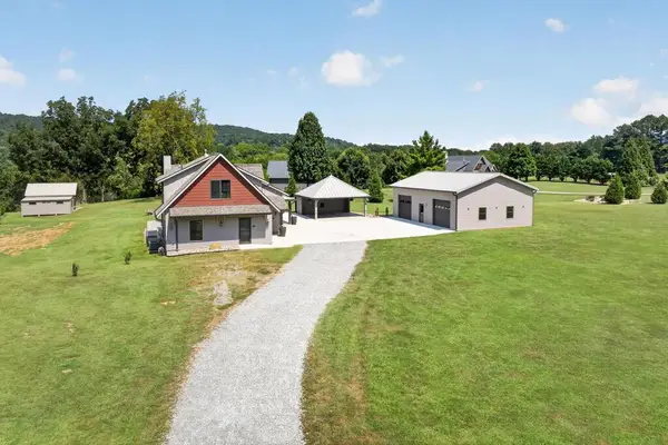 3554 Seven Springs Rd, COOKEVILLE, TN 38506