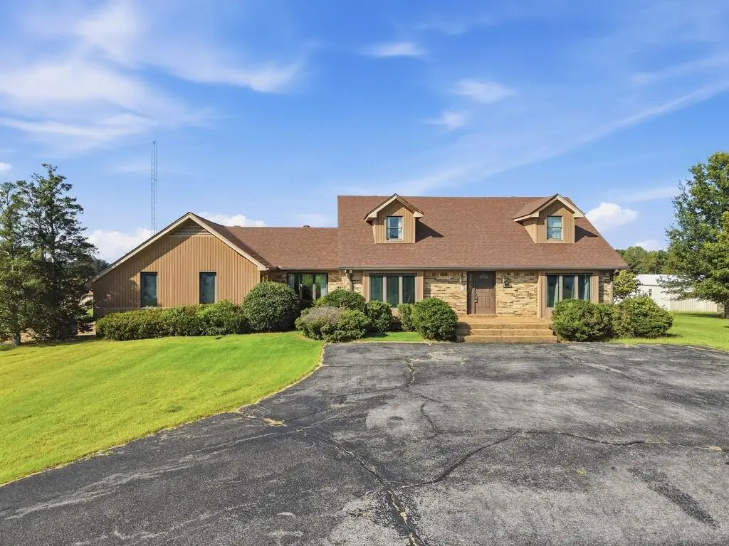 9118 Clay Co Hwy, Moss, TN 38575 - #1