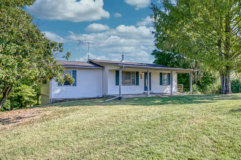7334 Pleasant Ridge Rd, Sparta, TN 38583 - #1