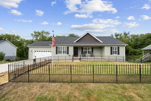 282 Deerfield Rd., CROSSVILLE, TN 38555