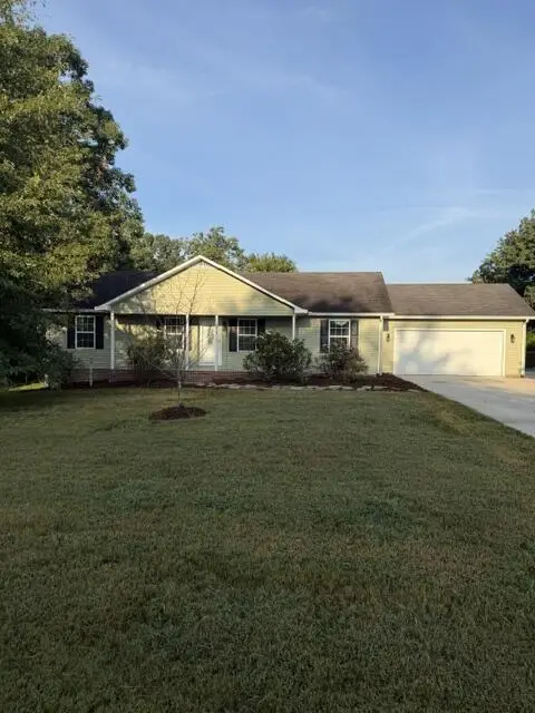 3135 Joe Rawlings Rd, Cookeville, TN 38506 - #1