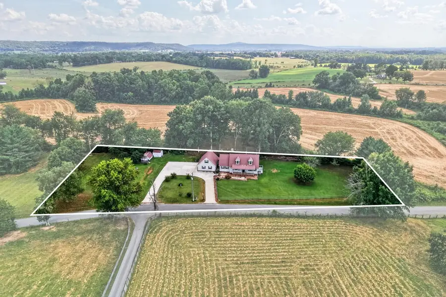 524 Willie Jarvis Rd, Sparta, TN 38583 - #3