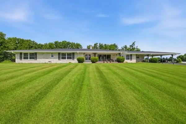 676 Ferguson Hill Rd, Lafayette, TN 37083 - #1