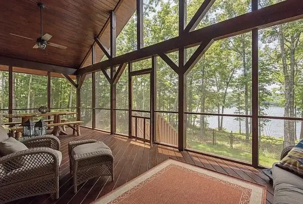 837 Holly Ln, Spencer, TN 38585