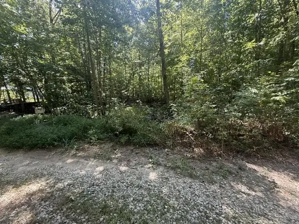 275 Thrill Hill Ln, SPARTA, TN 38506