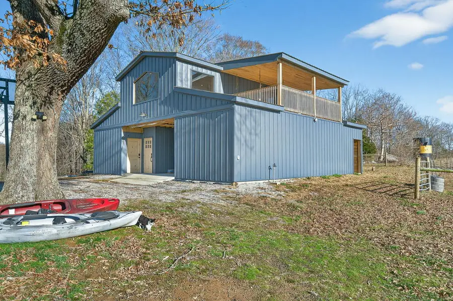 8225 Red Hill Rd, Pall Mall, TN 38577 - #2