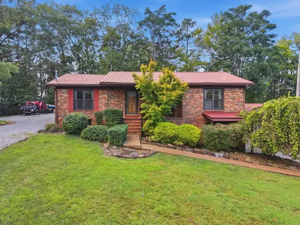 215 Cherokee Circle, SPARTA, TN 38583