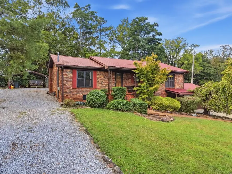 215 Cherokee Circle, Sparta, TN 38583 - #2