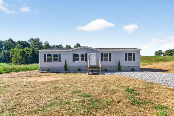 197 Petty Rd, SPARTA, TN 38583