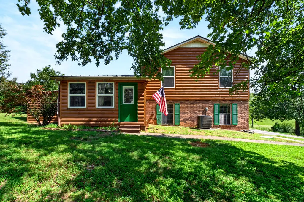 990 Oak Hill Dr., Cookeville, TN 385201 - #1