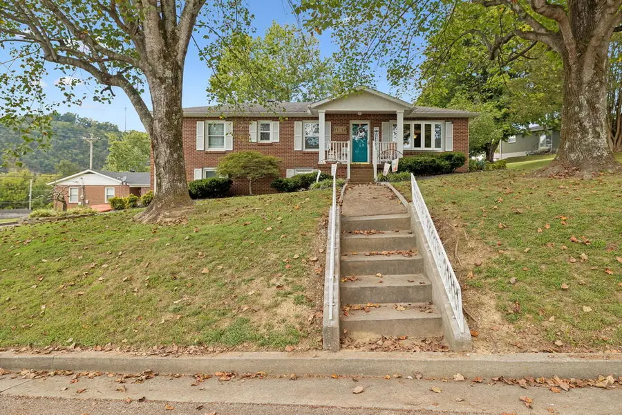 107 Elm St, Carthage, TN 37030 - #3
