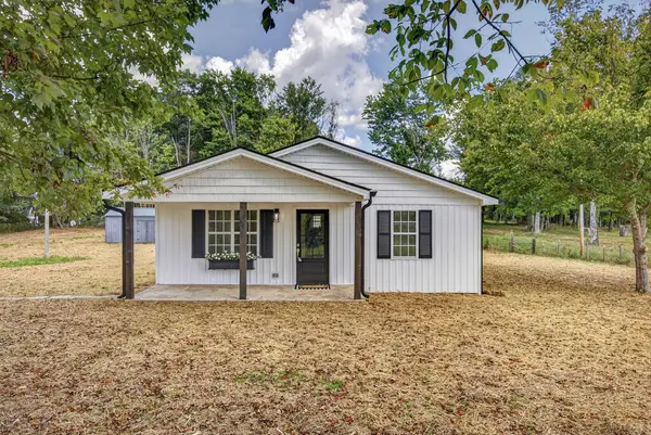 709 Hanging Limb Highway, CRAWFORD, TN 38544