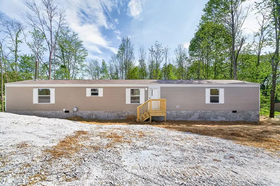 852 Old Dunlap Rd, Spencer, TN 38585 - #2