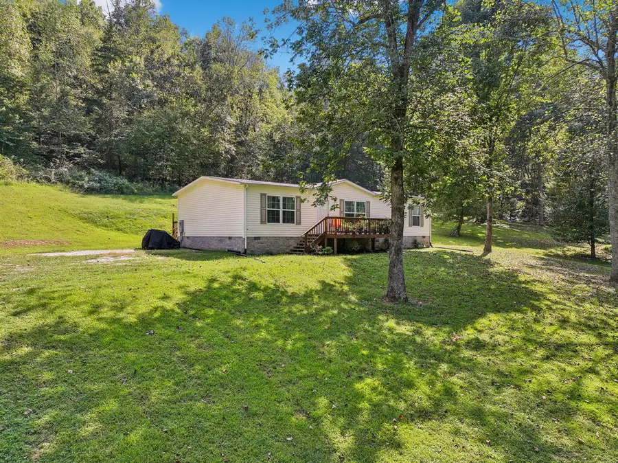 112 Austin Hollow Rd, Pleasant Shade, TN 37145 - #2