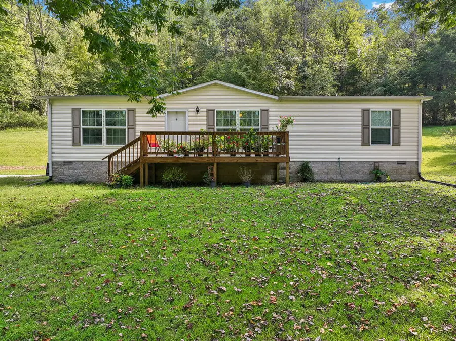 112 Austin Hollow Rd, Pleasant Shade, TN 37145 - #3