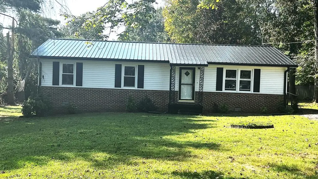 439 Salem Rd, Cookeville, TN 38506 - #1