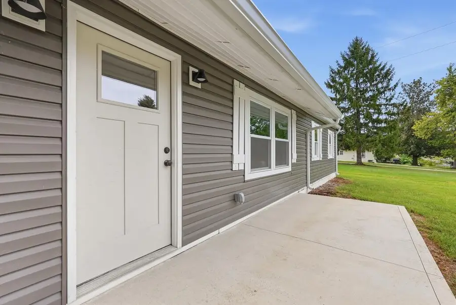 607 N Gooodpasture St, Livingston, TN 38570 - #3