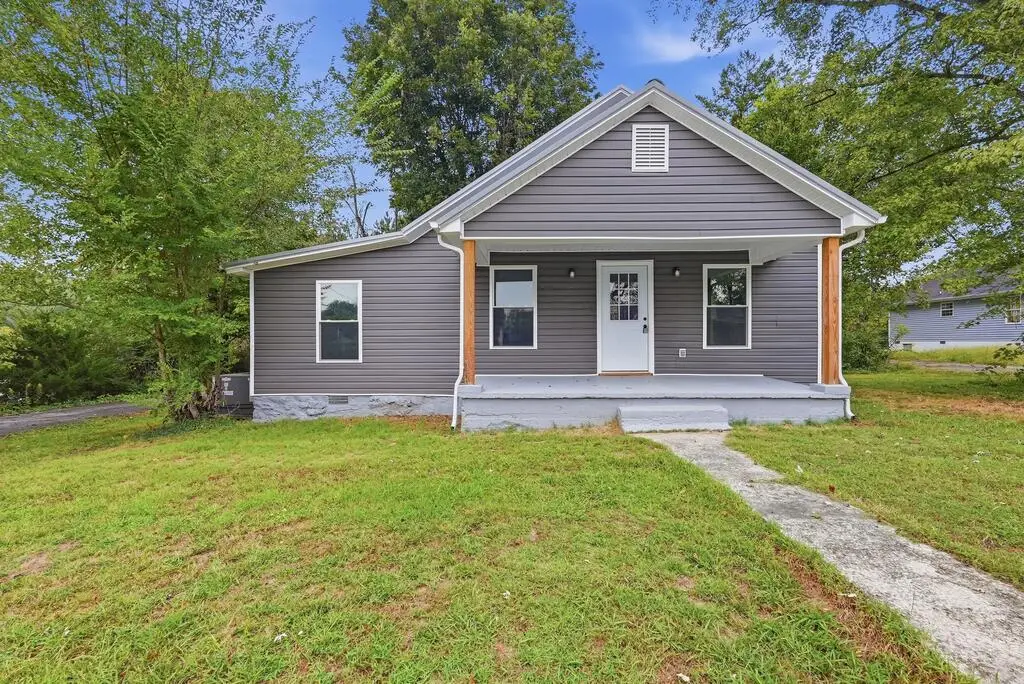 322 W Everett, Sparta, TN 38583 - #1