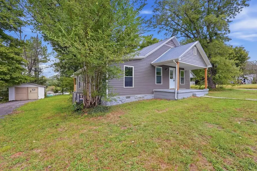 322 W Everett, Sparta, TN 38583 - #2