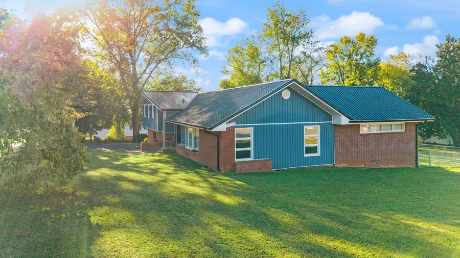 75 Hickory Hill Dr, Monticello, KY 42633 - #3