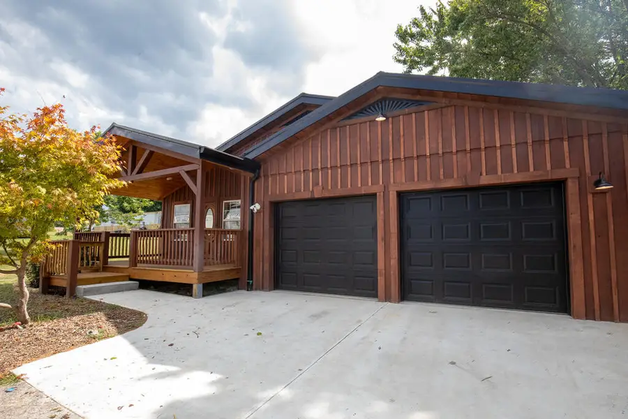 295 College St, Spencer, TN 38585 - #3