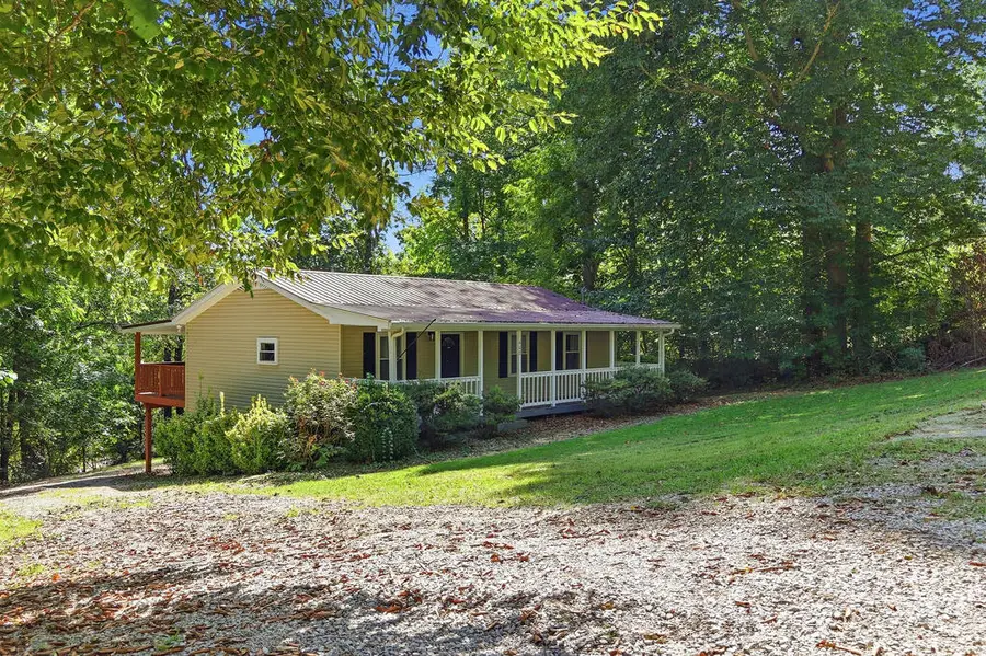 602 Price St, Livingston, TN 38570 - #2