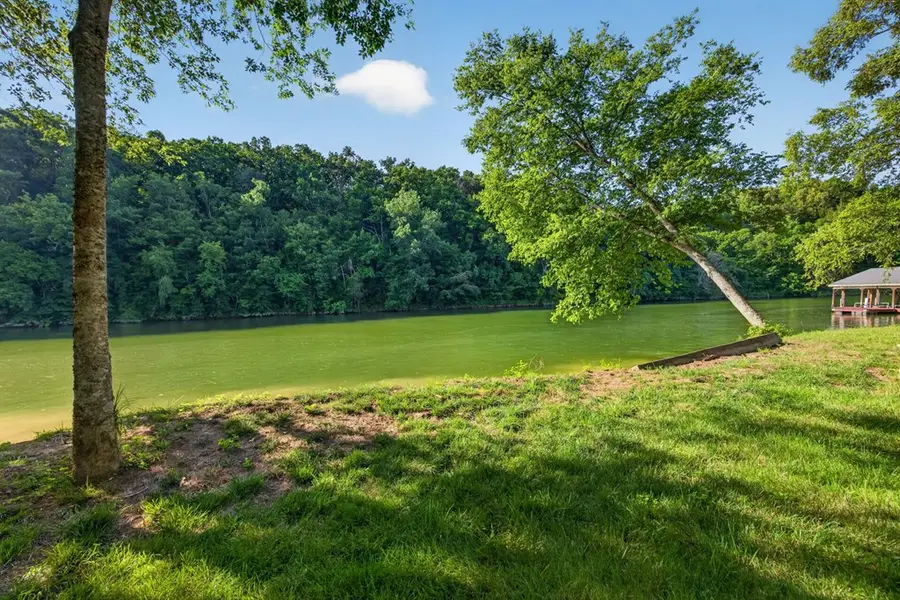 415 River Oaks Dr, Sparta, TN 38583 - #3