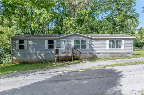913 Doak Street, LIVINGSTON, TN 38570