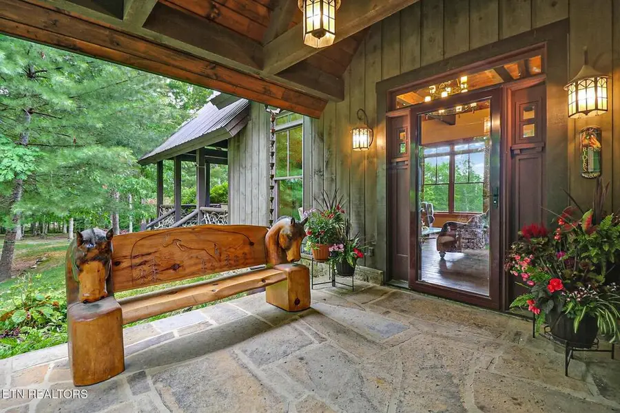 402 Charit Tr, Jamestown, TN 38556 - #2