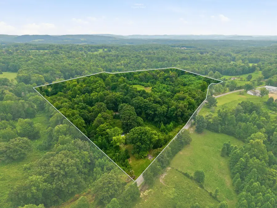 329 Old Standing Stone Rd, Livingston, TN 38570 - #3