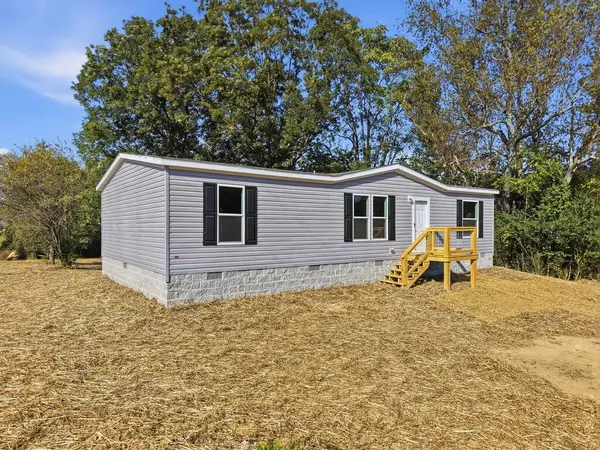 138 Fish Road, SPARTA, TN 38583