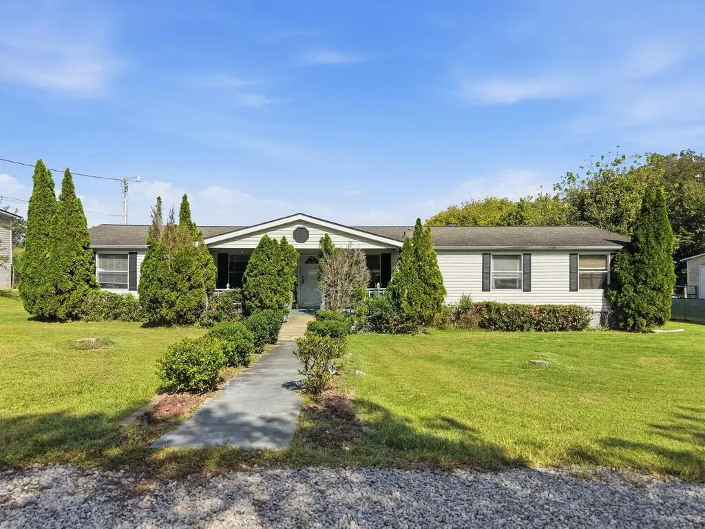 289 Country Meadows Ln, Cookeville, TN 38501 - #1