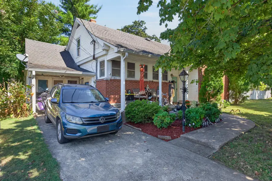 635 Jefferson Ave E, Carthage, TN 37030 - #2