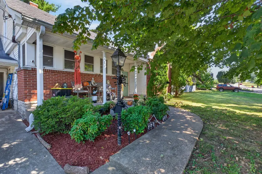 635 Jefferson Ave E, Carthage, TN 37030 - #3