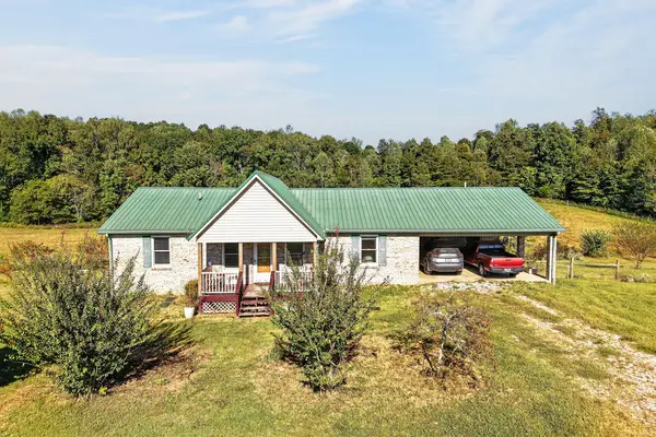 864 Coles Chapel Rd, SPARTA, TN 38583