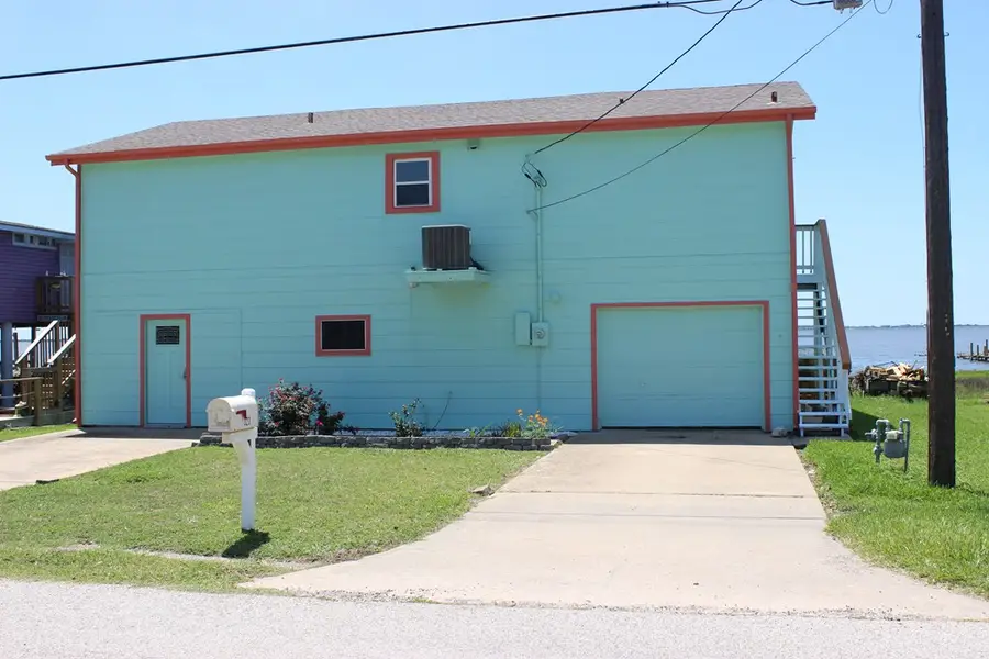 323 East Bayshore, Palacios, TX 77465 - #3