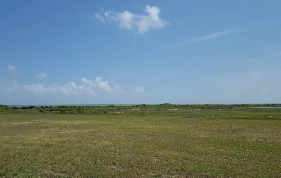 3561 Kiawah, Palacios, TX 77465 - #2